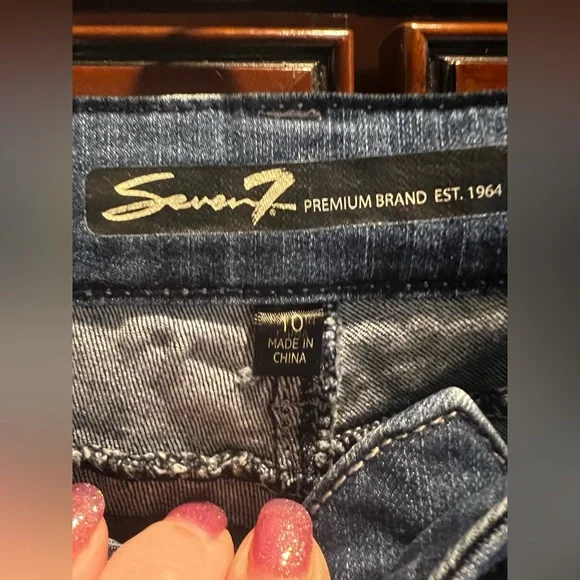 7 For All Mankind Floral Embroidered Skinny Jeans - 10 - Picture 4 of 7